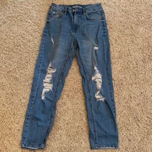 Cute ripped mom jeans